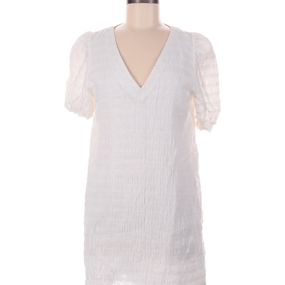 BB Dakota Cream V-Neck Dress